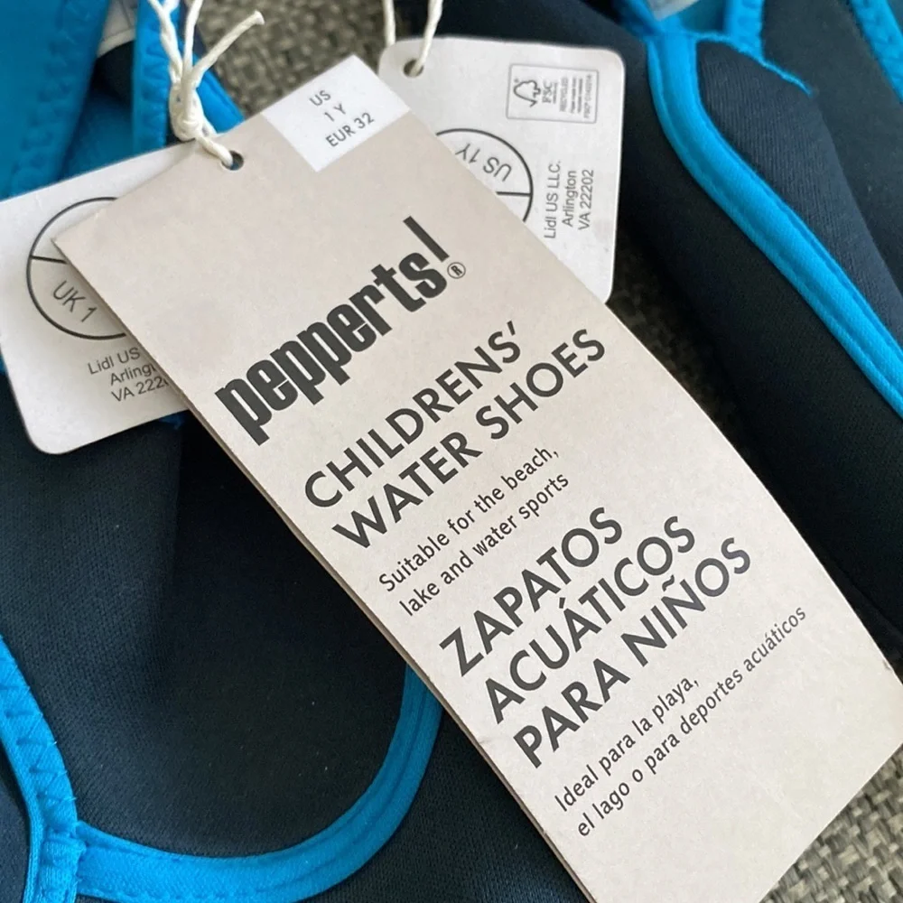 NEW NWT Pepperts Size 1 Kid's Plain Water Shoes, Navy